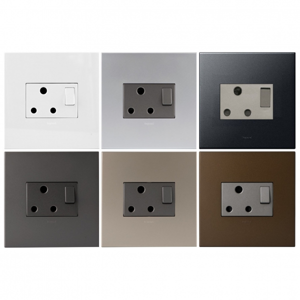 LEGRAND NEUTRAL PLUG RANGE